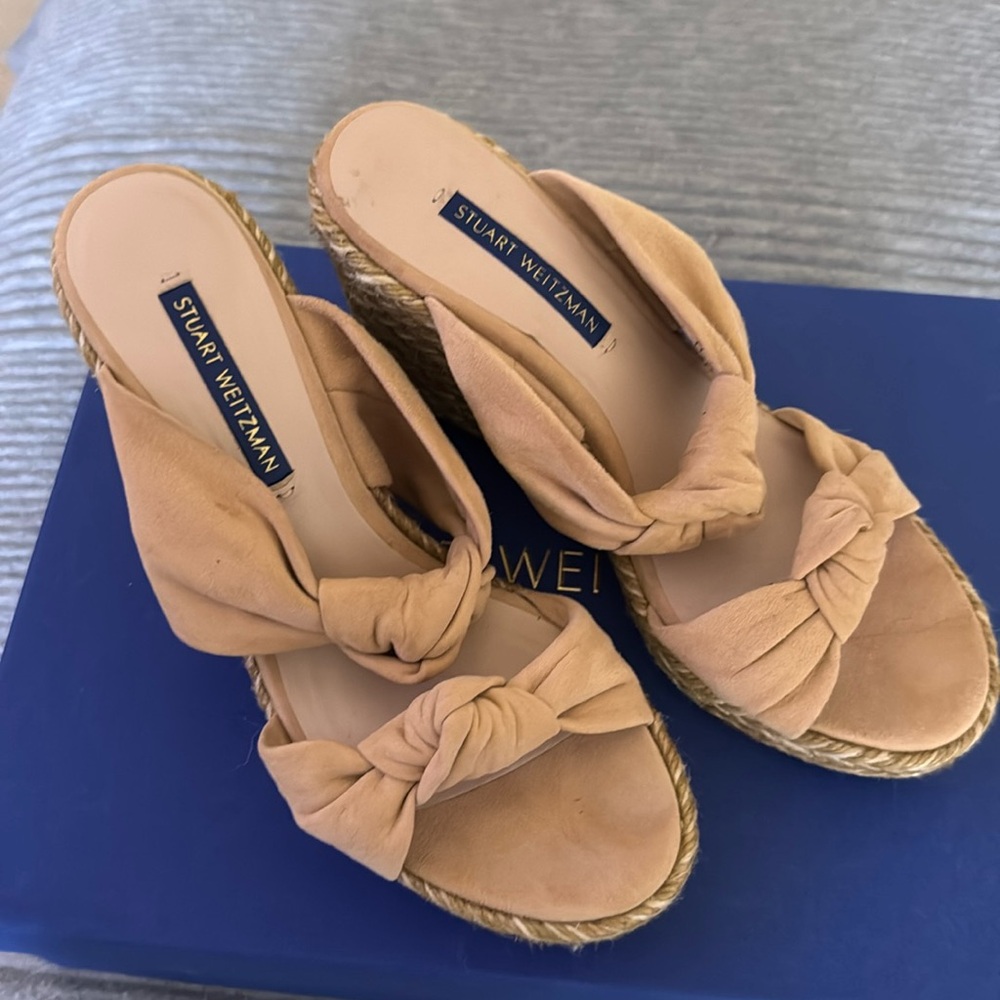 Stuart Weitzman suede wedges, beige 6 1/2